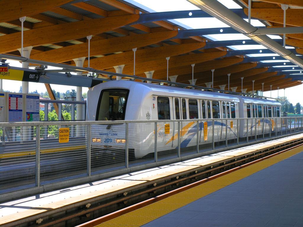 Vancouver Deluxe Cozy Home Ρίτσμοντ Εξωτερικό φωτογραφία